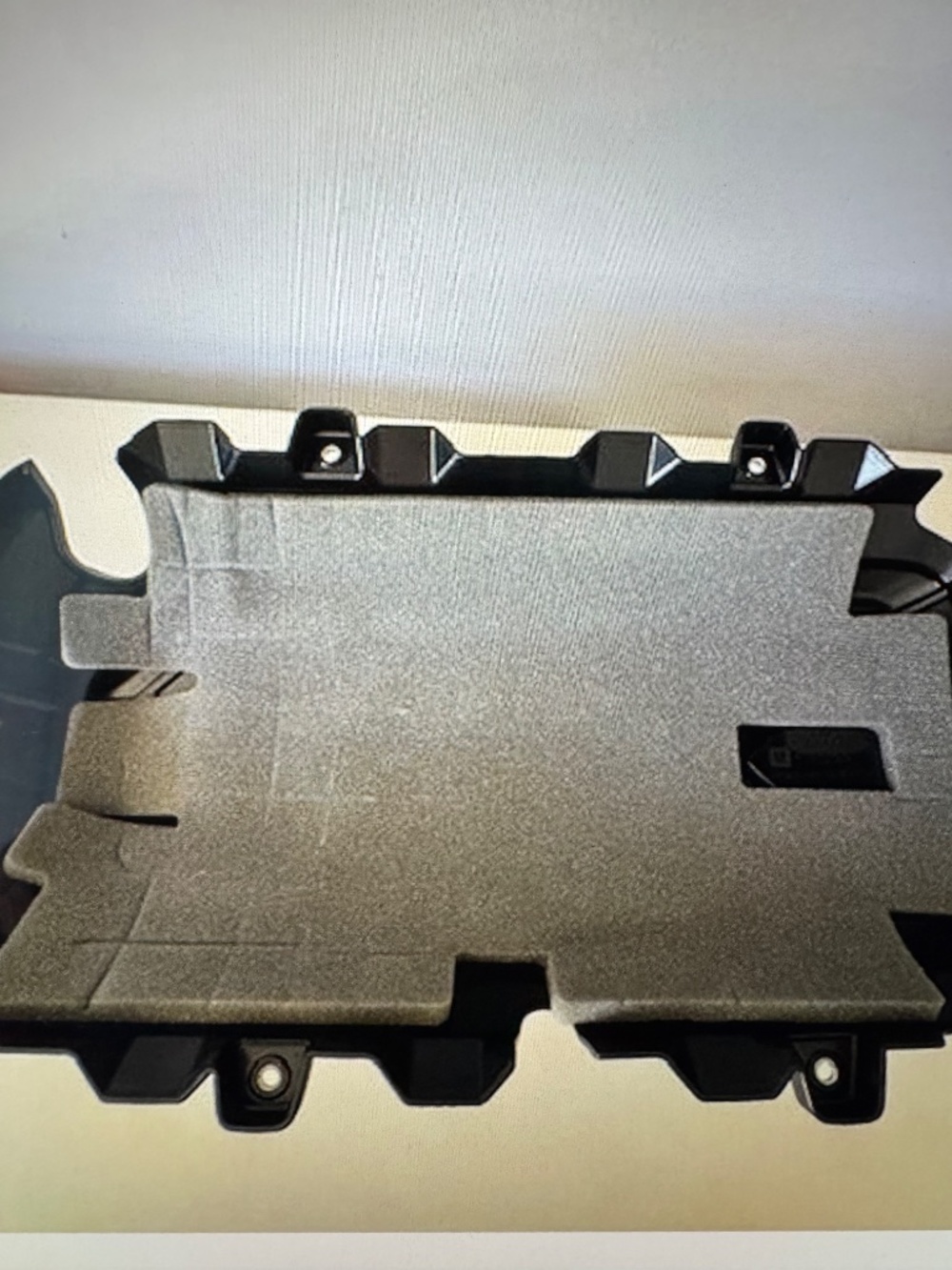 Chevrolet Corvette C8 Engine Cover 2020-2024 GM 12699318 Z2266 - Picture 6 of 10